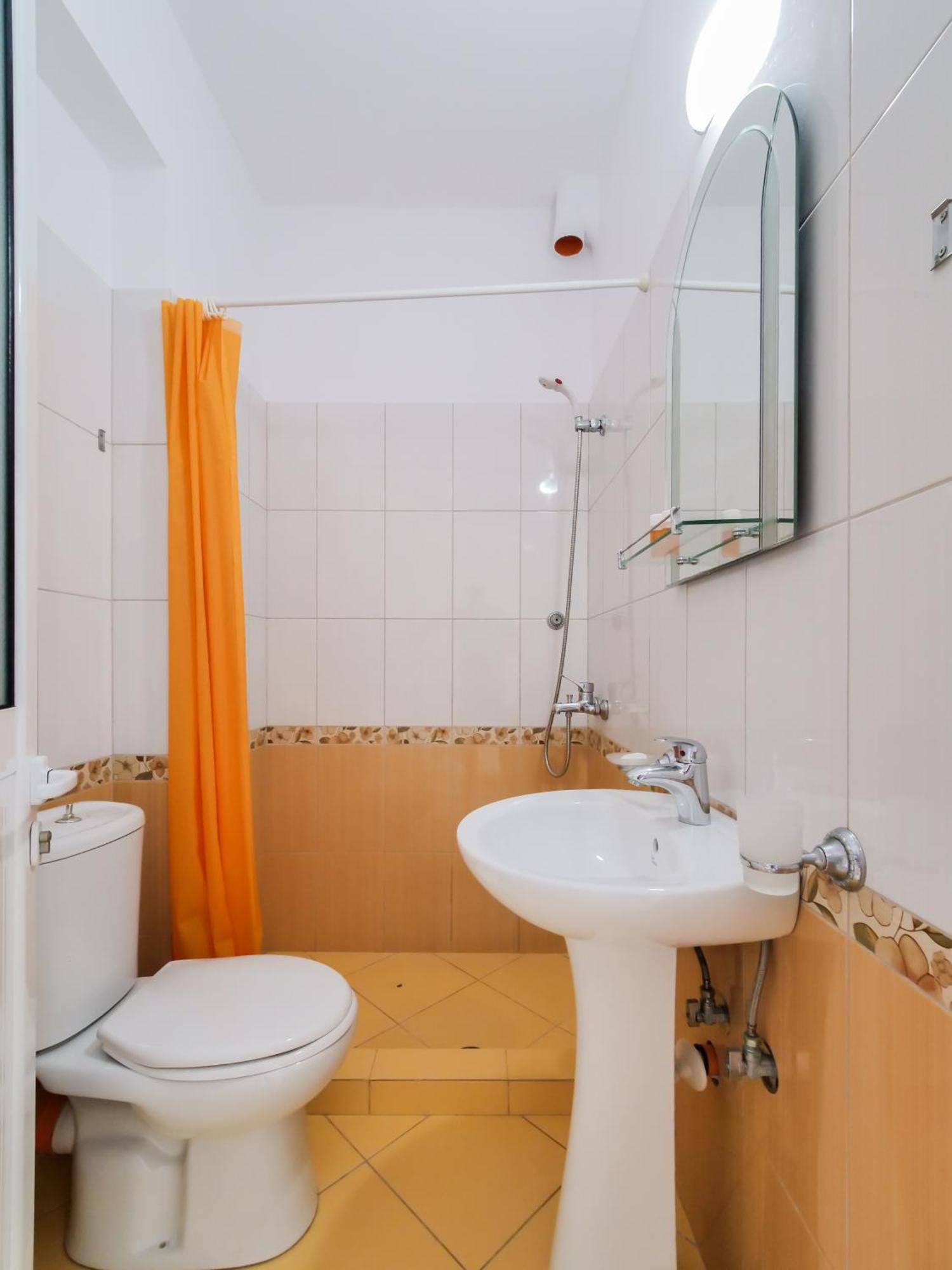 Bodini'S Rooms Himarë Eksteriør billede
