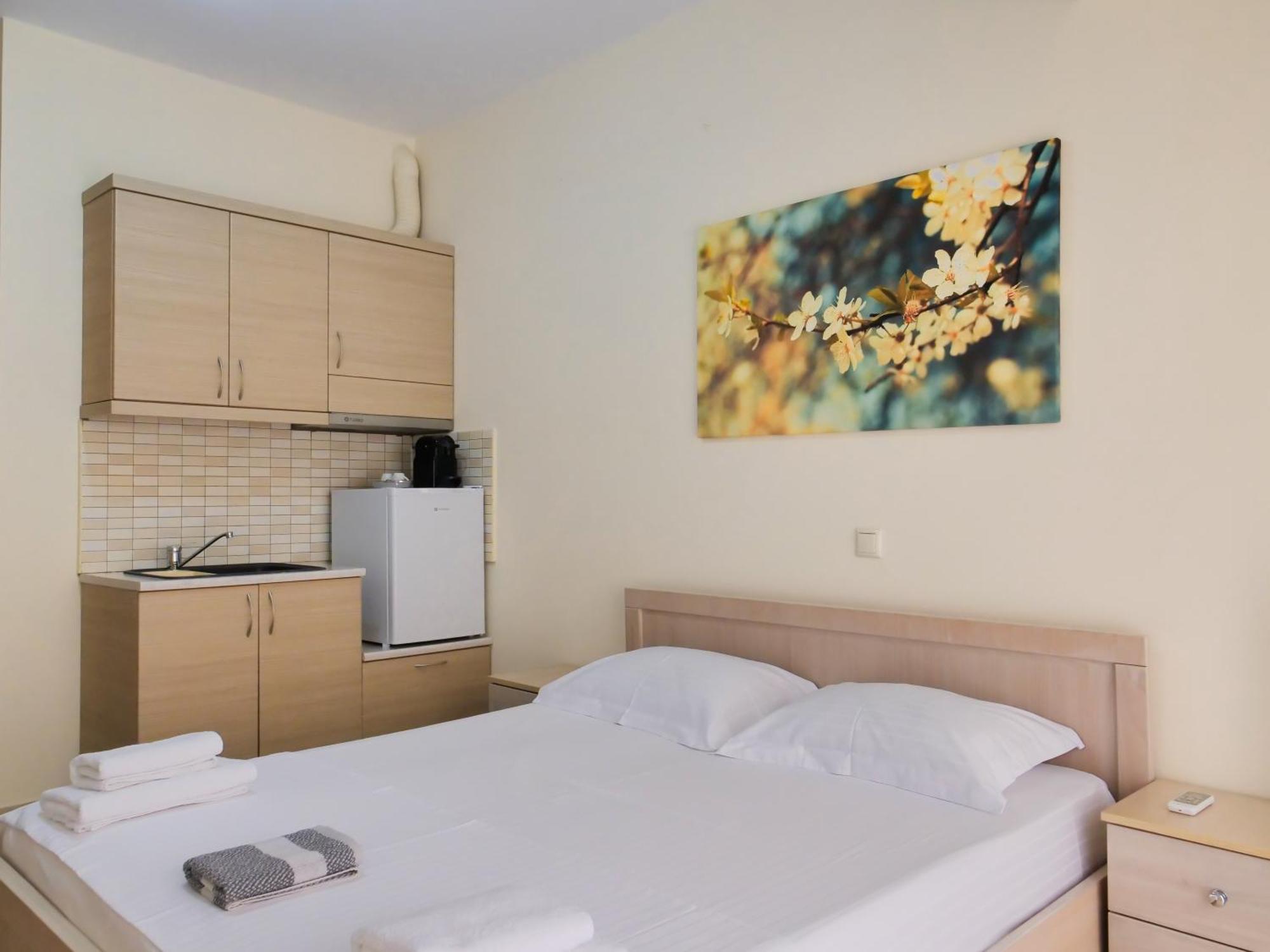 Bodini'S Rooms Himarë Eksteriør billede